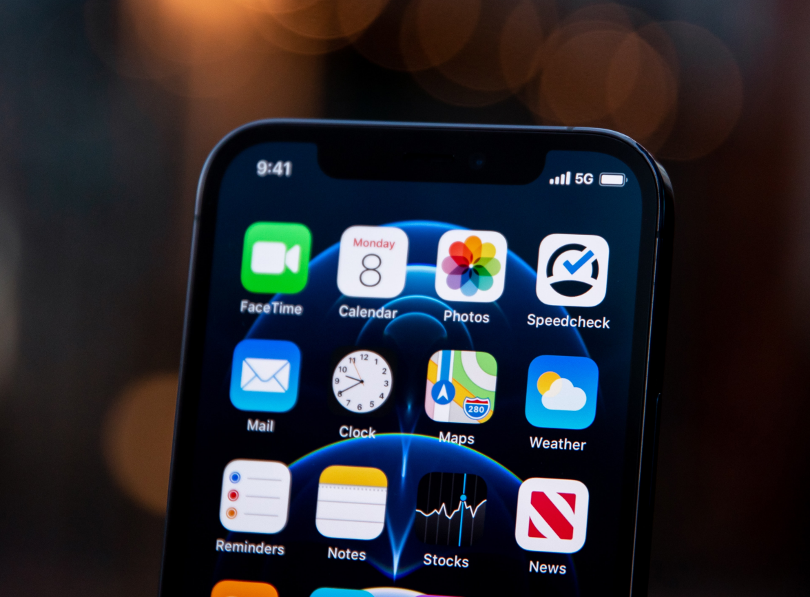 宜阳苹果手机维修分享为什么 iPhone 12 在冬季会自动关机 