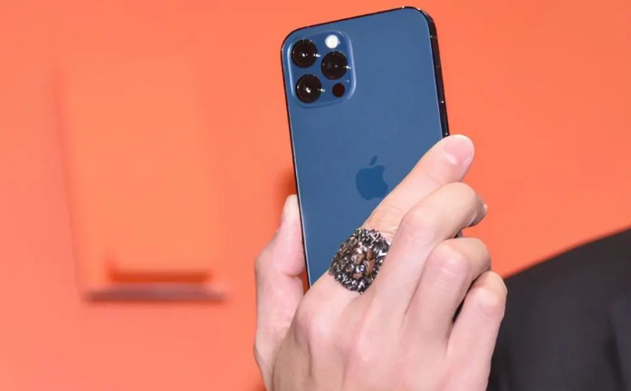 宜阳苹果手机维修分享iPhone12系列重启方法教程 